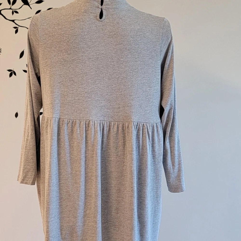 Casual Smocked Dress - Picture 3 of 4